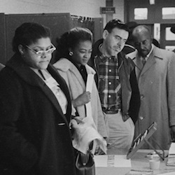 People Voting